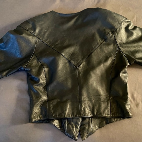 Wilsons Leather, black, cropped, one button fitted jacket. - Picture 6 of 7